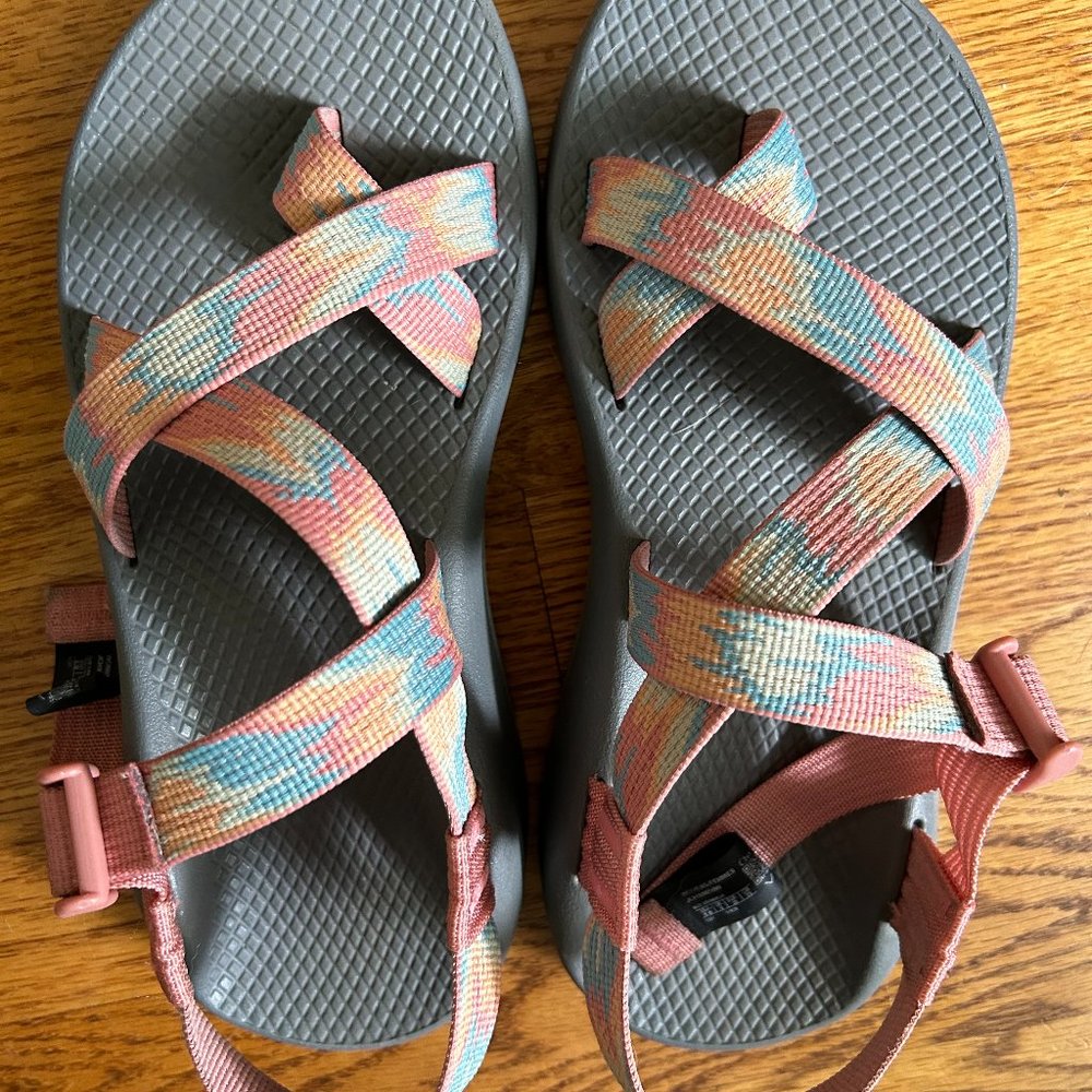 Women Chacos Size 8